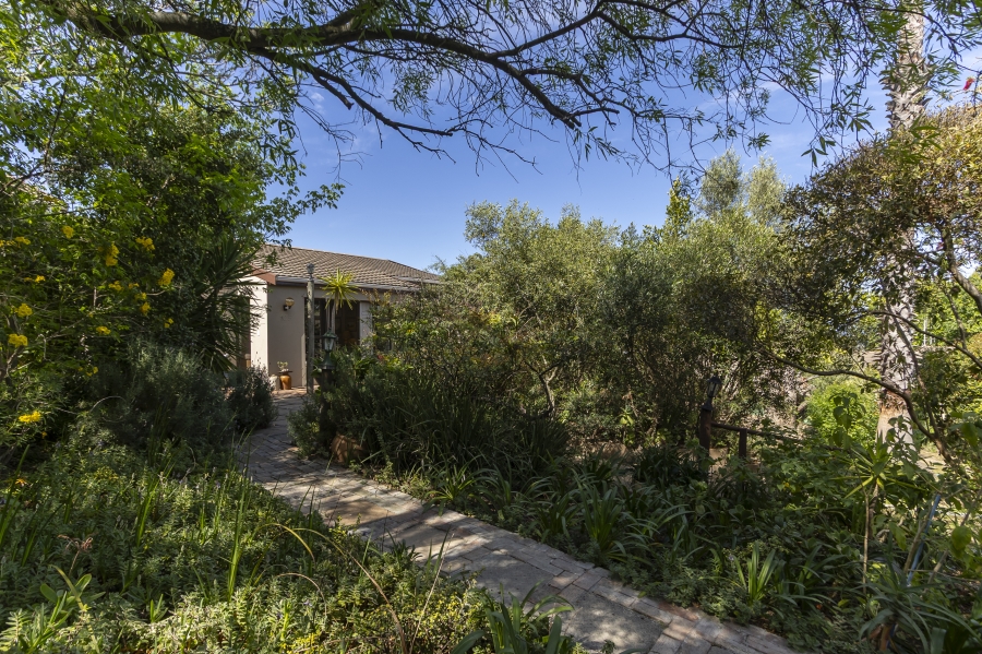 To Let 3 Bedroom Property for Rent in Helena Heights Western Cape